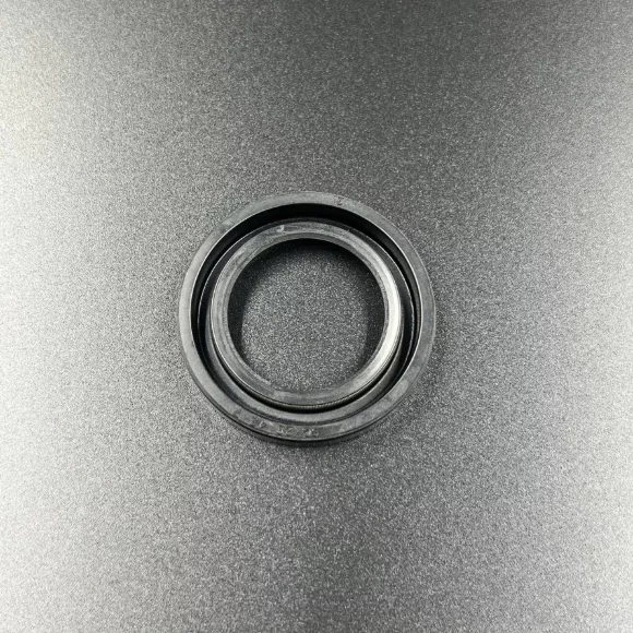Сальник Yamaha (93101-28M16; 93101-28004) (28x43x7) (KACAWA)