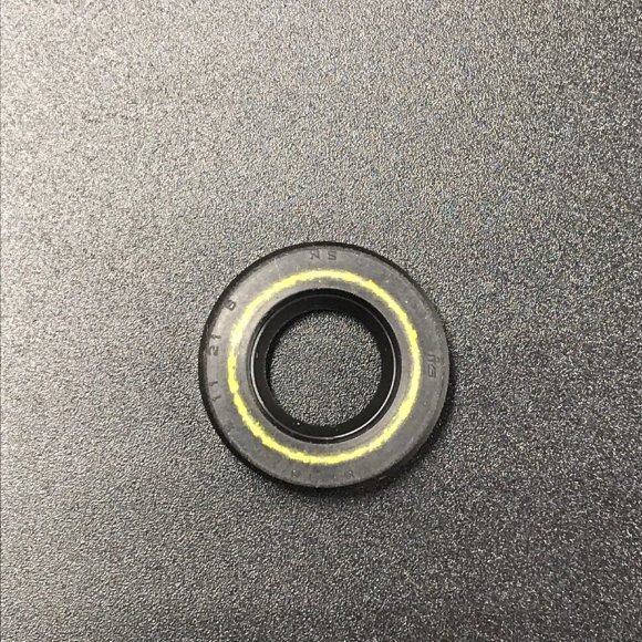 Сальник Yamaha (93101-11M44) (11x21x6) (Yamaha)