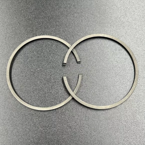 Кольца поршневые Mercury 4-5 (Quicksilver) Кольца поршневые Mercury 4-5 (Quicksilver)