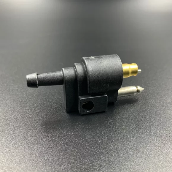 Топливный коннектор Yamaha 4-90; F4-F60 (Япония)