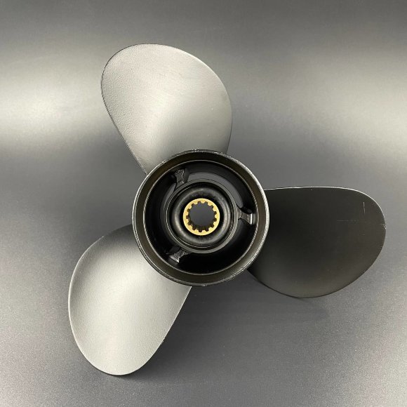 Гребной винт Suzuki DT40-DT65, DF40-DF50, DF40A-DF60A (3x11x15) Гребной винт Suzuki DT40-DT65, DF40-DF50, DF40A-DF60A (3x11x15)