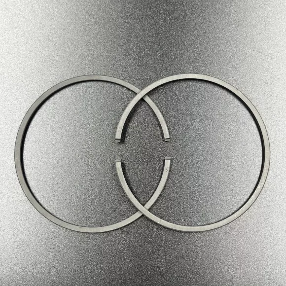 Кольца поршневые, комплект на один поршень Tohatsu 60-70 (0.50mm) (Omax)