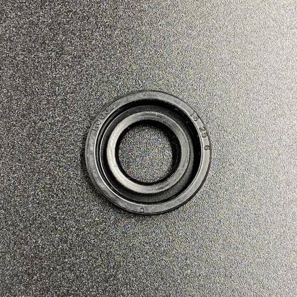 Сальник Yamaha (93101-13018) (13x25x6) (Sinera)