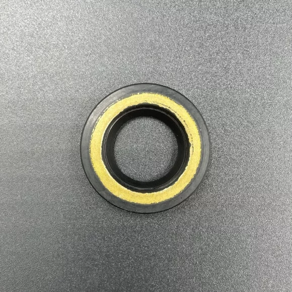 Сальник Yamaha (93101-17001; 93101-17054) (17x30x6) (Omax)