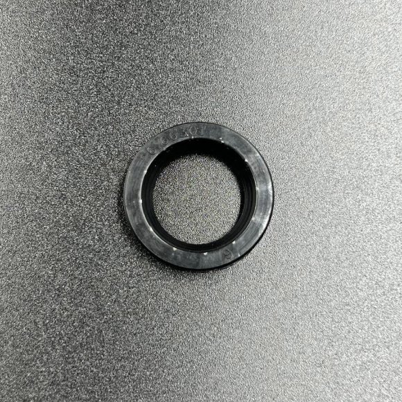 Сальник Mercury (26-66301) (20x28.6x6.3) (Omax)