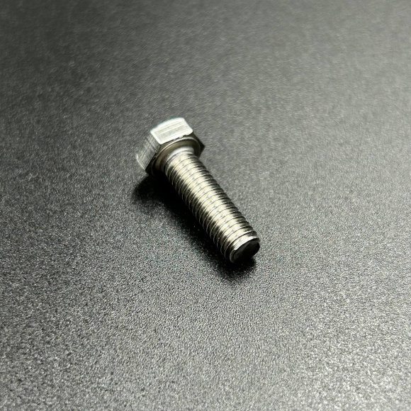 Болт Yamaha M6x25mm (YUELANG) Болт Yamaha M6x25mm (YUELANG)