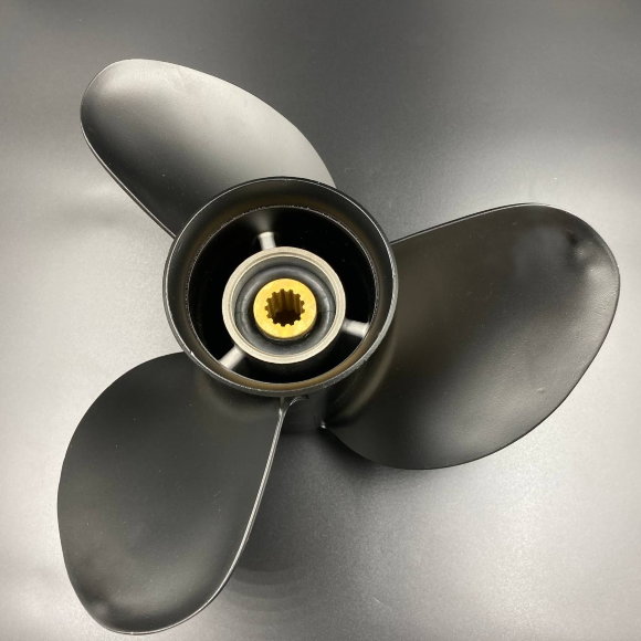 Гребной винт Suzuki DT75-DT140, DF60-DF70 (3x13-1/4x17) Гребной винт Suzuki DT75-DT140, DF60-DF70 (3x13-1/4x17)