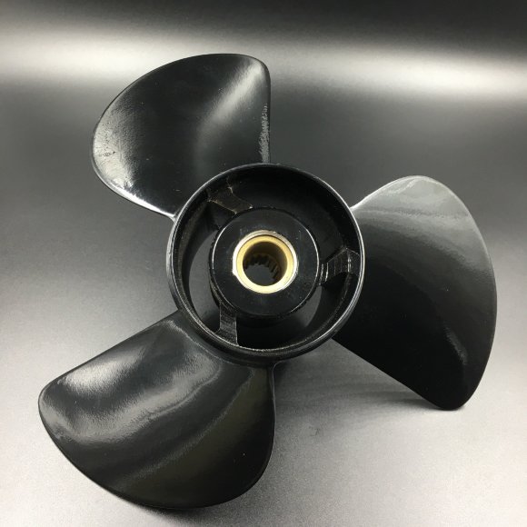 Гребной винт Yamaha 150-300, F150-F275, F300B (3x14-1/2x17) (Marine Rocket)