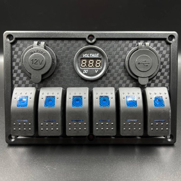 Панель управления (6 тумблеров вкл/выкл, 2 USB, розетка 12V, вольтметр) (PREMARINE)