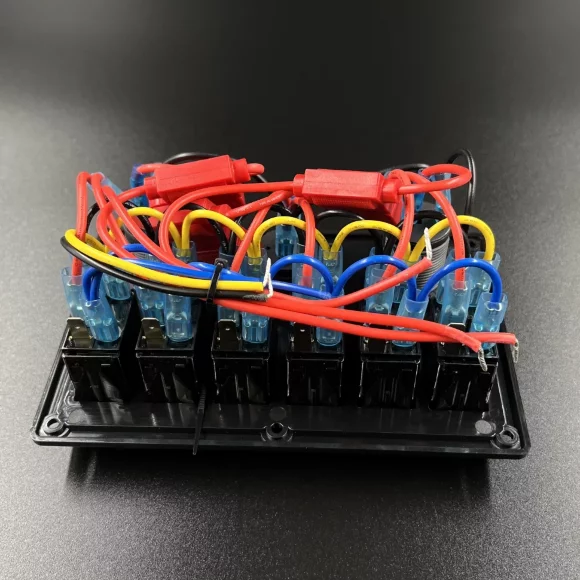 Панель управления (6 тумблеров вкл/выкл, 2 USB, розетка 12V, вольтметр) (PREMARINE)