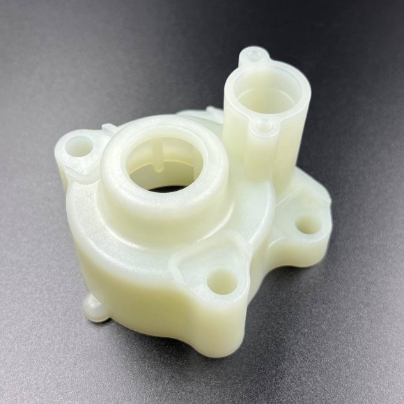 Корпус помпы охлаждения Yamaha 60-90 (Kacawa) Корпус помпы охлаждения Yamaha 60-90 (Kacawa)