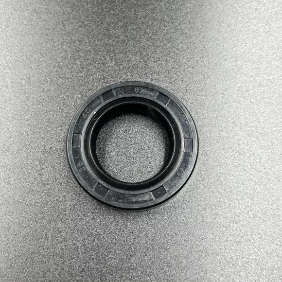 Сальник Tohatsu 40-50 (334-00122-1; 26-8537077) (25x40x8) (PREMARINE)