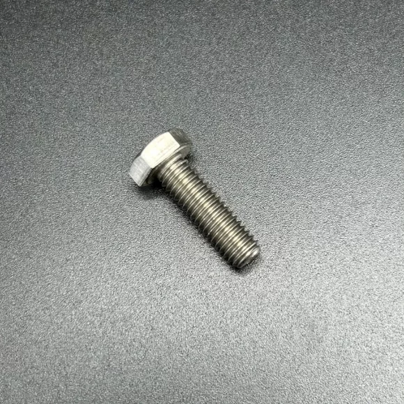 Болт стальной диам. 6 мм SCREW @5 (Quicksilver) Болт стальной диам. 6 мм SCREW @5 (Quicksilver)