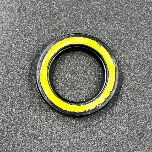 Сальник Yamaha (93101-20048) (20x30x6) (Yamaha) Сальник Yamaha (93101-20048) (20x30x6) (Yamaha)