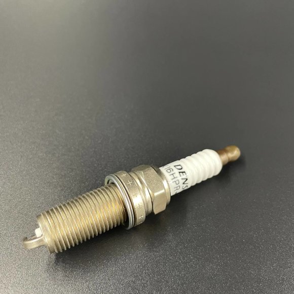 Свеча зажигания 6076 K16HPRU11 (LFR5A-11) (DENSO) Свеча зажигания 6076 K16HPRU11 (LFR5A-11) (DENSO)