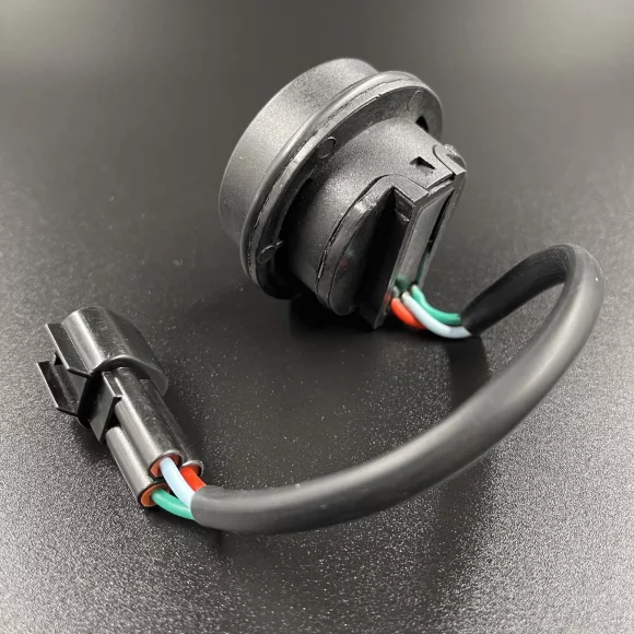 Кнопка гидроподъема в поддон Yamaha 200-250 (Omax)