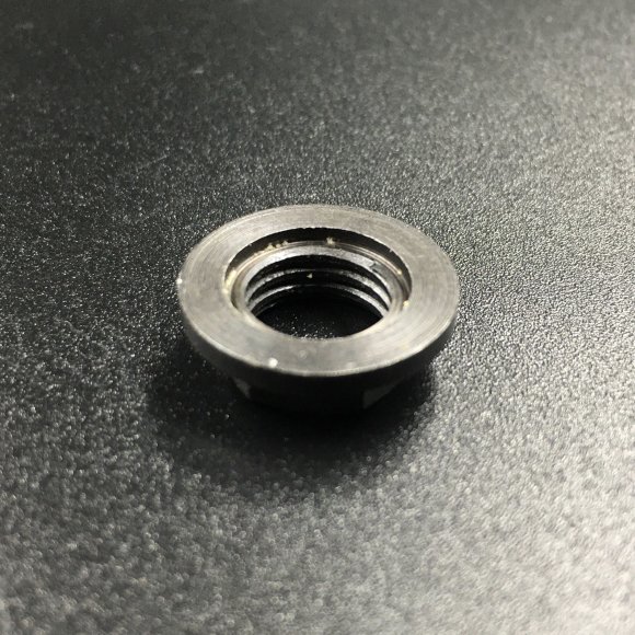 Гайка крепления пиньона Yamaha 20-30, F20-25 (Omax)