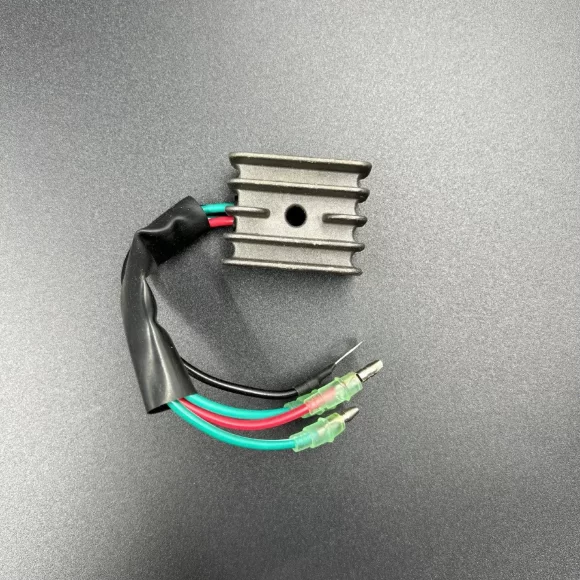 Выпрямитель тока Yamaha 6-70, F8-15 (6G1-81970-00; 664-81970-61) (PREMARINE)