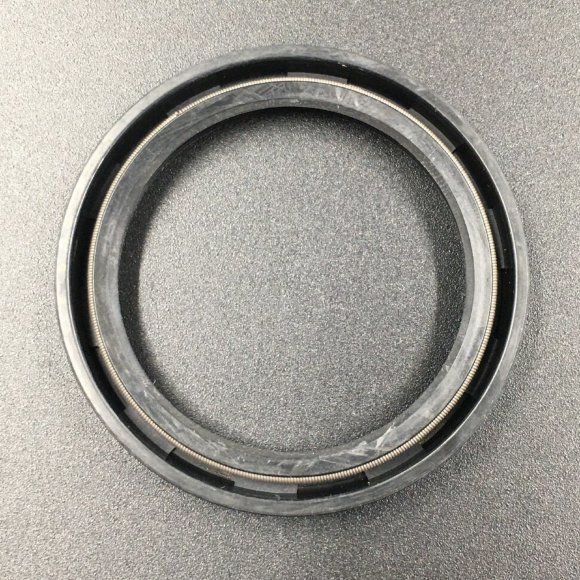 Сальник Yamaha (93102-40M38; 93102-40M14) (40x52x6) (Osaka)