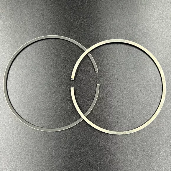 Кольца поршневые, комплект на один поршень Yamaha Z200-300 (0.50mm) (Yamaha) Кольца поршневые, комплект на один поршень Yamaha Z200-300 (0.50mm) (Yamaha)