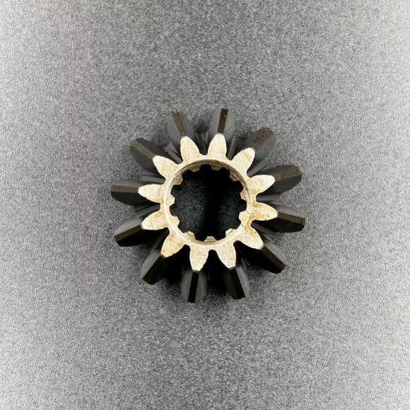 Шестерня пиньон Suzuki DT9.9-15, DF8-20(A), DF9.9(B) (WUHU)