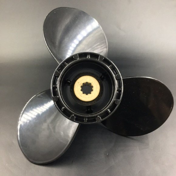 Гребной винт Suzuki DT9.9A-DT15A, DF9.9B, DF8A-20A (3x9-1/4x9) (Osaka)