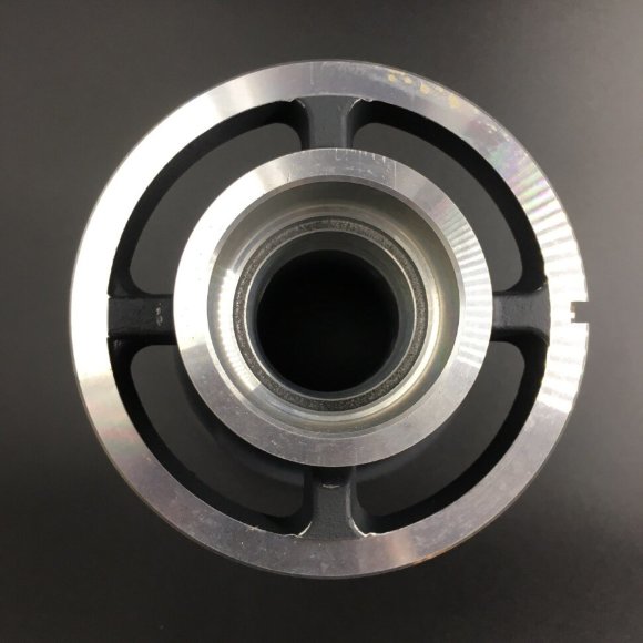 Обойма гребного вала Yamaha F80-100 (688-45331-00) (Osaka) Обойма гребного вала Yamaha F80-100 (688-45331-00) (Osaka)