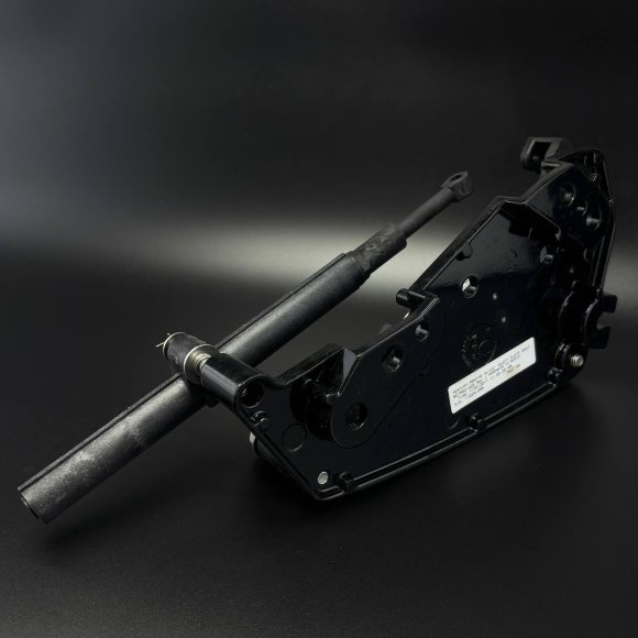 Кронштейн реверса в сборе MERCRUISER 4Cyl 3.0L, V6 4.3L, V8 5.0L and 5.7L