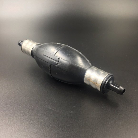 Груша топливоподкачивающая Yamaha 25-250, F75-225 (8mm) (Omax)