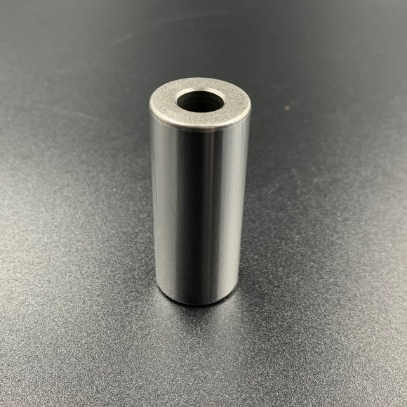 Палец шатунный Yamaha 40-50 (648-11681) (Omax) Палец шатунный Yamaha 40-50 (648-11681) (Omax)