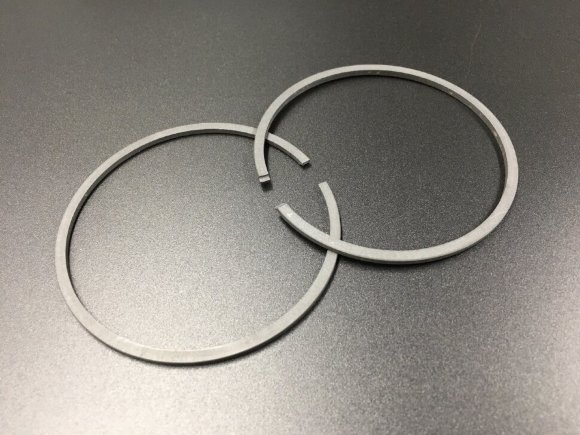 Кольца поршневые, Комплект верхних колец на 2 поршня Tohatsu M40C (345-00011-0;361-87123-0) (STD) (S Кольца поршневые, Комплект верхних колец на 2 поршня Tohatsu M40C (345-00011-0;361-87123-0) (STD) (S