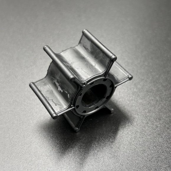 Крыльчатка помпы охлаждения Yamaha 9.9-15, F8-9.9 Old (Sinera)