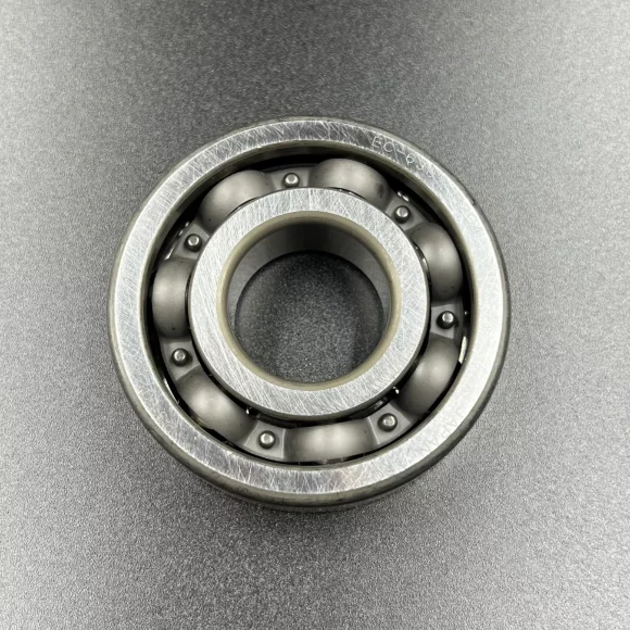 Подшипник коленвала шариковый Yamaha 40-50 (NTN) Япония (25x62x17)С4 (SINERA)
