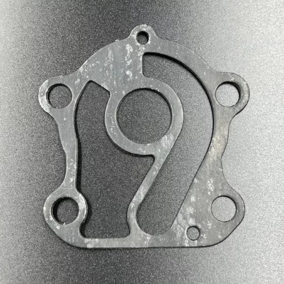 Прокладка помпы Yamaha 75-90 (2) (Omax) Прокладка помпы Yamaha 75-90 (2) (Omax)