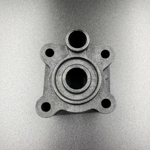 Корпус помпы охлаждения Suzuki DT9.9-15, DF9.9-15, DF8-20(A) (Yuelang)