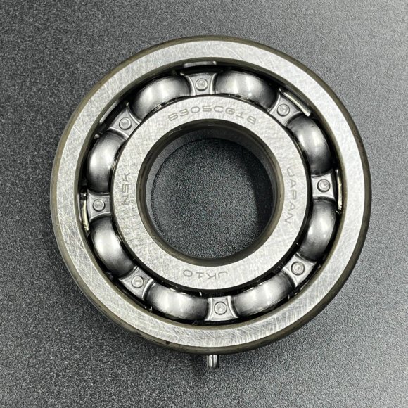 Подшипник шариковый Yamaha 20-50 (25x62x17) (Yamaha) Подшипник шариковый Yamaha 20-50 (25x62x17) (Yamaha)