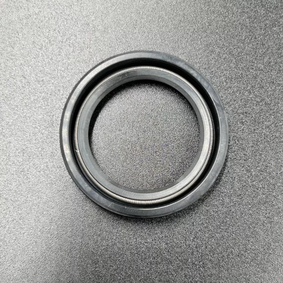 Сальник гребного вала Yamaha F225F-F300D (93101-30004) (30x42x7) (OMAX) Сальник гребного вала Yamaha F225F-F300D (93101-30004) (30x42x7) (OMAX)