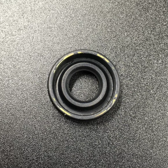 Сальник Yamaha (93106-09014) (9x19x5) (Yamaha) Сальник Yamaha (93106-09014) (9x19x5) (Yamaha)